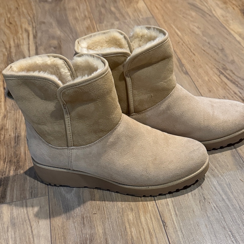 UGG Beige Winter Boots with Fur Lining